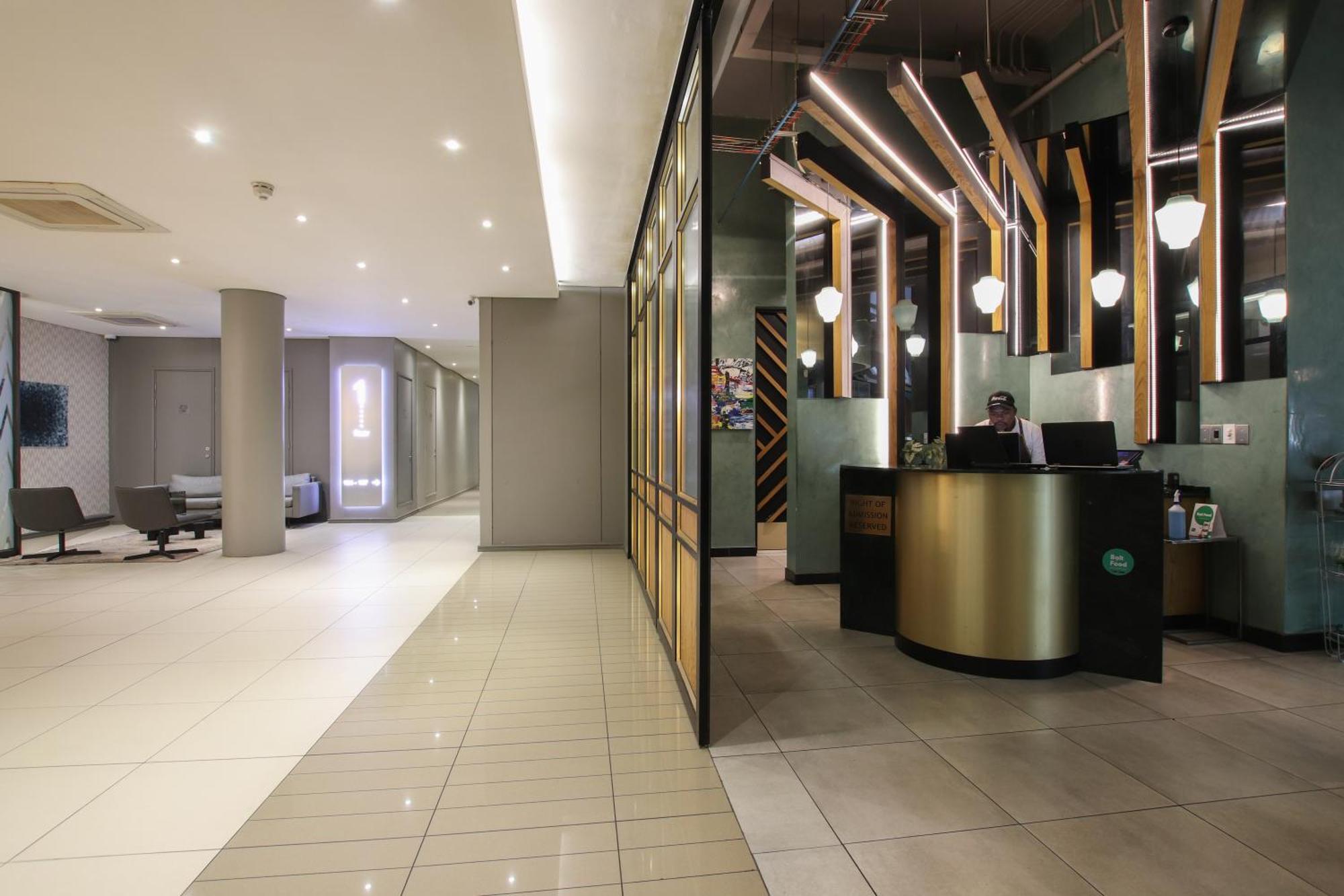 Cgrsa Apartments Sandton Johannesburg Exterior photo