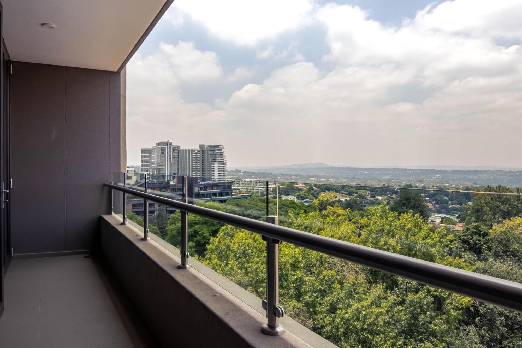 Cgrsa Apartments Sandton Johannesburg Room photo